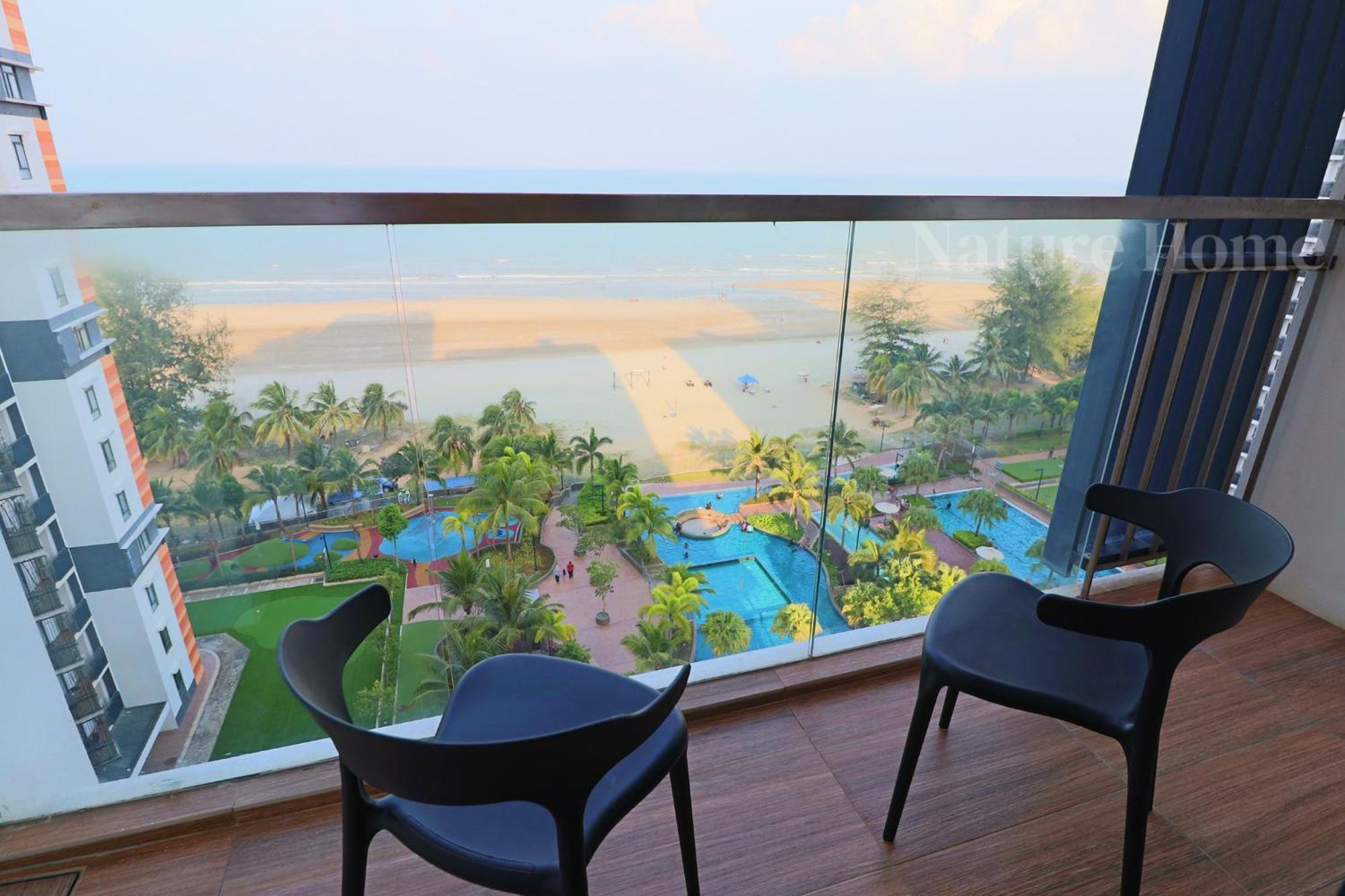 Timurbay Seafront Residences By Nature Home Kuantan Exterior photo